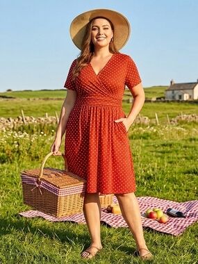 OUGES Polka Dot Wrap-Front Midi Dress in Rust
